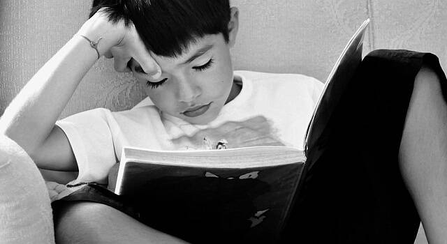 child reading 640?350